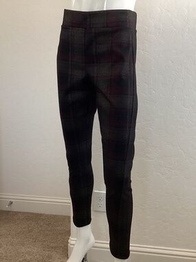 Ann Taylor Factory, NEW WITHOUT TAGS, plaid pull-on trousers, size M